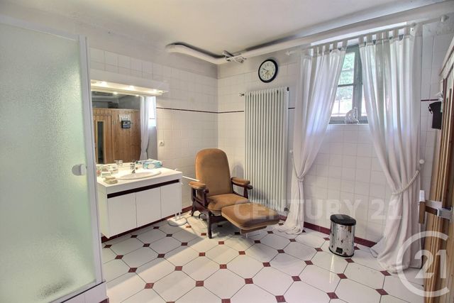 maison à vendre - 8 pièces - 258.41 m2 - ST AVOLD - 57 - LORRAINE - Century 21 Rond Point De L'Europe