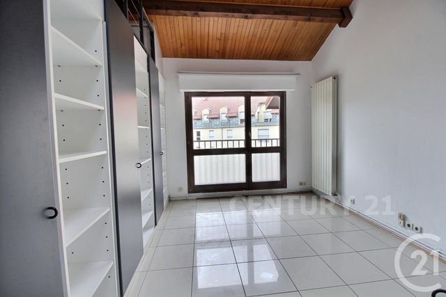 Appartement F6 à louer - 7 pièces - 166.31 m2 - ST AVOLD - 57 - LORRAINE - Century 21 Rond Point De L'Europe