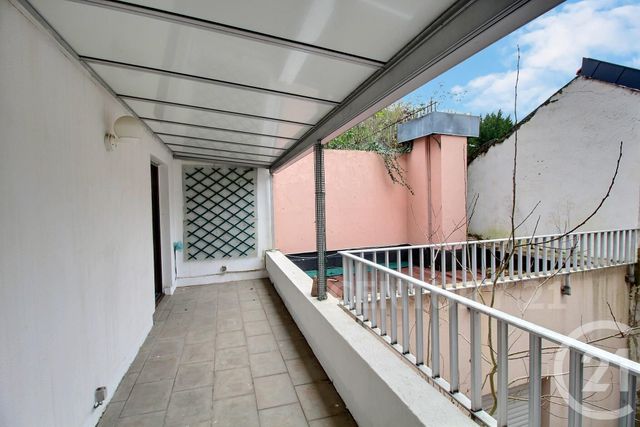 Appartement F6 à louer - 7 pièces - 166.31 m2 - ST AVOLD - 57 - LORRAINE - Century 21 Rond Point De L'Europe