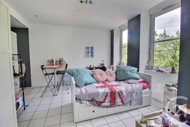 Appartement à louer - 2 pièces - 27.03 m2 - ST AVOLD - 57 - LORRAINE - Century 21 Rond Point De L'Europe