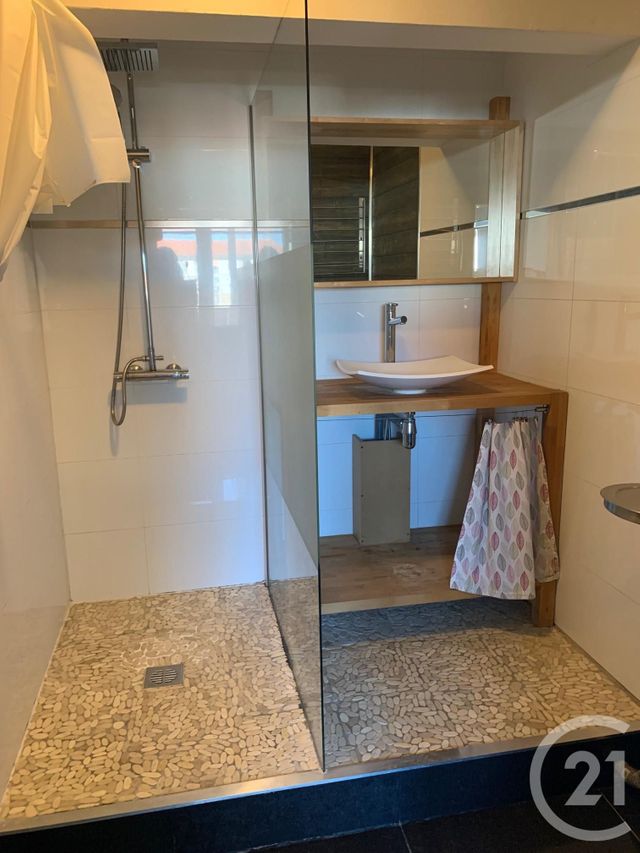 Appartement à vendre - 2 pièces - 44.67 m2 - ST AVOLD - 57 - LORRAINE - Century 21 Rond Point De L'Europe