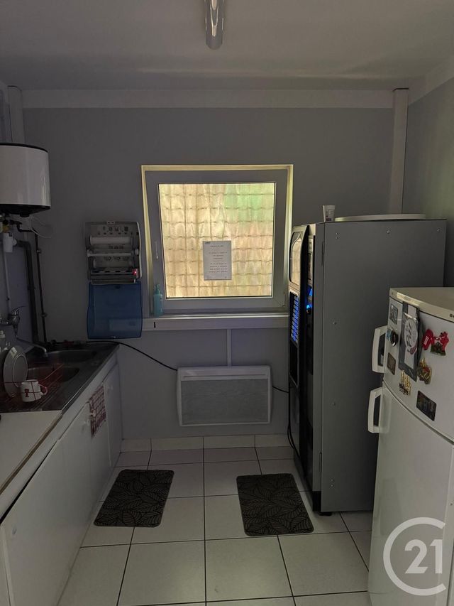 Afficher la photo en grand commerce à louer - 250.0 m2 - MACHEREN - 57 - LORRAINE - Century 21 Rond Point De L'Europe
