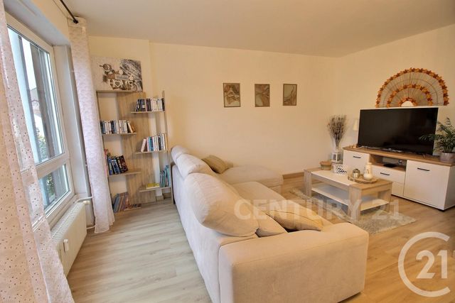 Appartement F5 à vendre - 5 pièces - 108.17 m2 - ST AVOLD - 57 - LORRAINE - Century 21 Rond Point De L'Europe