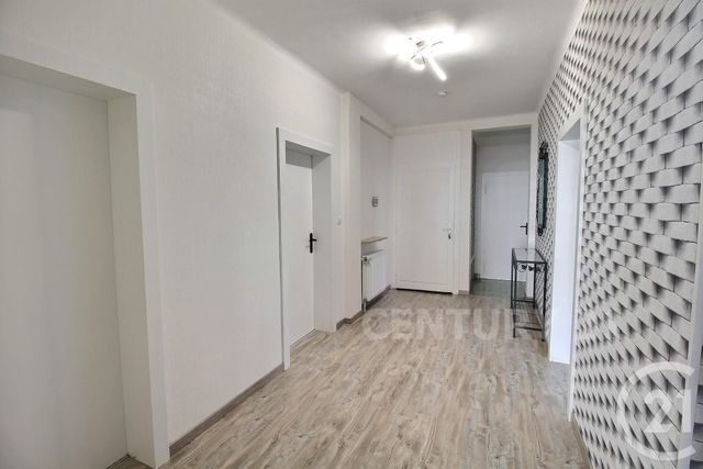 Appartement F4 à vendre - 4 pièces - 97.81 m2 - ST AVOLD - 57 - LORRAINE - Century 21 Rond Point De L'Europe