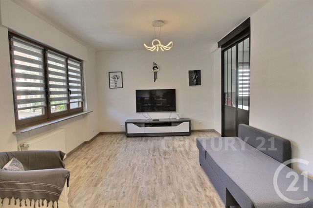 Appartement F4 à vendre - 4 pièces - 97.81 m2 - ST AVOLD - 57 - LORRAINE - Century 21 Rond Point De L'Europe