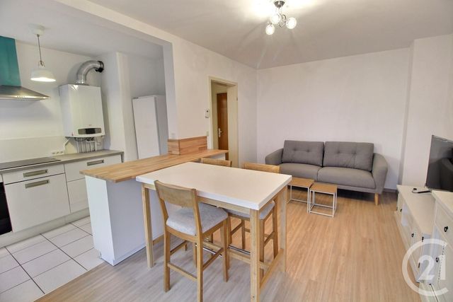 Appartement F2 à louer - 2 pièces - 38.27 m2 - ST AVOLD - 57 - LORRAINE - Century 21 Rond Point De L'Europe