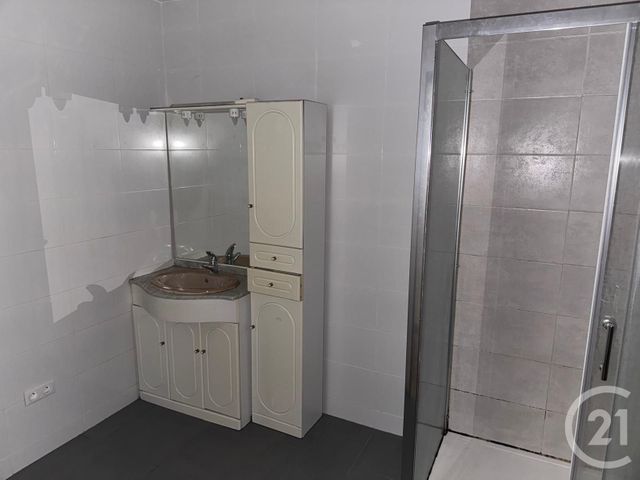 Appartement Duplex à vendre - 5 pièces - 114.0 m2 - ST AVOLD - 57 - LORRAINE - Century 21 Rond Point De L'Europe