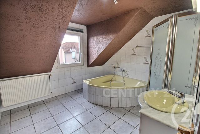 maison à vendre - 6 pièces - 127.5 m2 - ST AVOLD - 57 - LORRAINE - Century 21 Rond Point De L'Europe