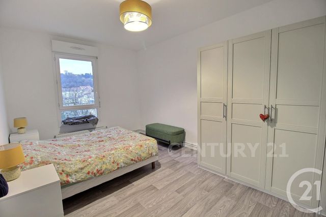 Appartement F4 à vendre - 4 pièces - 89.31 m2 - ST AVOLD - 57 - LORRAINE - Century 21 Rond Point De L'Europe