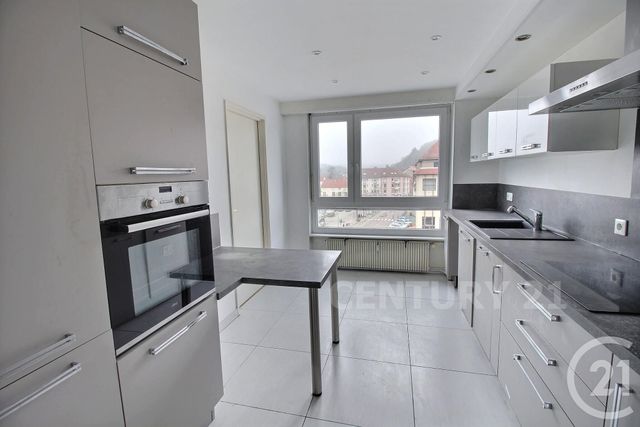 Appartement F5 à vendre - 5 pièces - 104.05 m2 - ST AVOLD - 57 - LORRAINE - Century 21 Rond Point De L'Europe