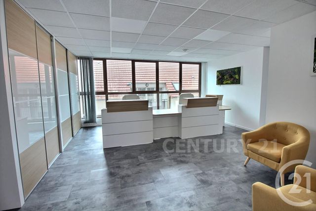 Appartement à vendre - 3 pièces - 89.62 m2 - ST AVOLD - 57 - LORRAINE - Century 21 Rond Point De L'Europe