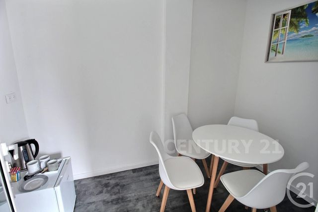 Appartement à vendre - 3 pièces - 89.62 m2 - ST AVOLD - 57 - LORRAINE - Century 21 Rond Point De L'Europe