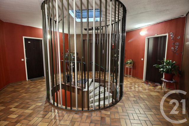 Appartement F3 à vendre - 3 pièces - 69.63 m2 - ST AVOLD - 57 - LORRAINE - Century 21 Rond Point De L'Europe