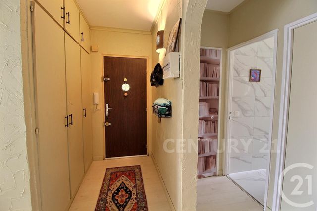 Appartement F3 à vendre - 3 pièces - 69.63 m2 - ST AVOLD - 57 - LORRAINE - Century 21 Rond Point De L'Europe