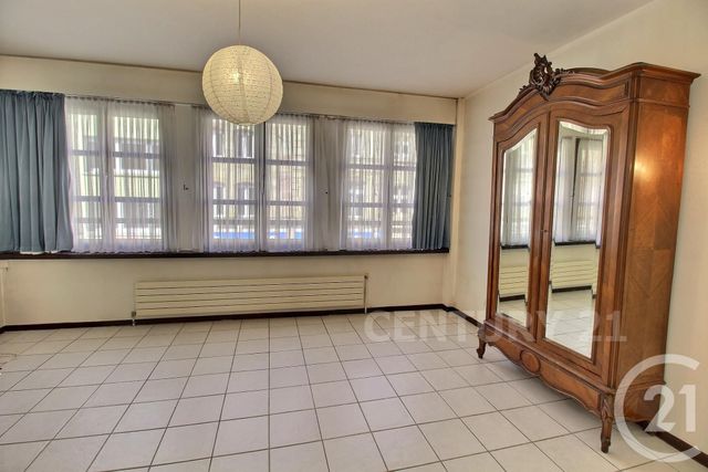 Appartement Triplex à vendre - 10 pièces - 331.58 m2 - ST AVOLD - 57 - LORRAINE - Century 21 Rond Point De L'Europe