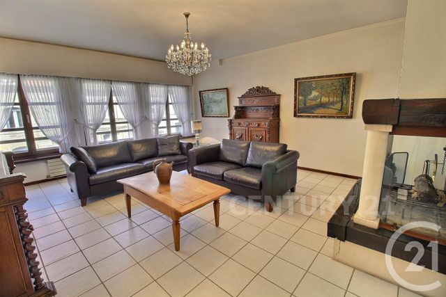 Appartement Triplex à vendre - 10 pièces - 331.58 m2 - ST AVOLD - 57 - LORRAINE - Century 21 Rond Point De L'Europe