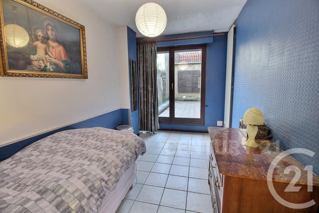 Appartement Triplex à vendre - 10 pièces - 331.58 m2 - ST AVOLD - 57 - LORRAINE - Century 21 Rond Point De L'Europe