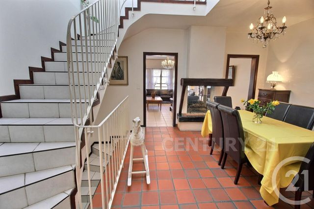 Appartement Triplex à vendre - 10 pièces - 331.58 m2 - ST AVOLD - 57 - LORRAINE - Century 21 Rond Point De L'Europe