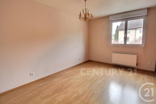 Appartement F3 à louer - 3 pièces - 77.52 m2 - ST AVOLD - 57 - LORRAINE - Century 21 Rond Point De L'Europe