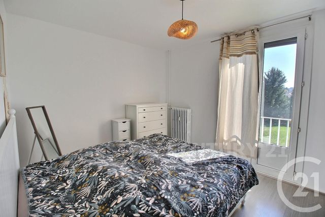 Appartement F4 à vendre - 4 pièces - 80.78 m2 - ST AVOLD - 57 - LORRAINE - Century 21 Rond Point De L'Europe