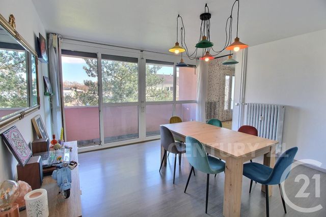 Appartement F4 à vendre - 4 pièces - 80.78 m2 - ST AVOLD - 57 - LORRAINE - Century 21 Rond Point De L'Europe
