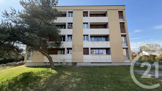 Appartement F4 à vendre - 4 pièces - 80.78 m2 - ST AVOLD - 57 - LORRAINE - Century 21 Rond Point De L'Europe