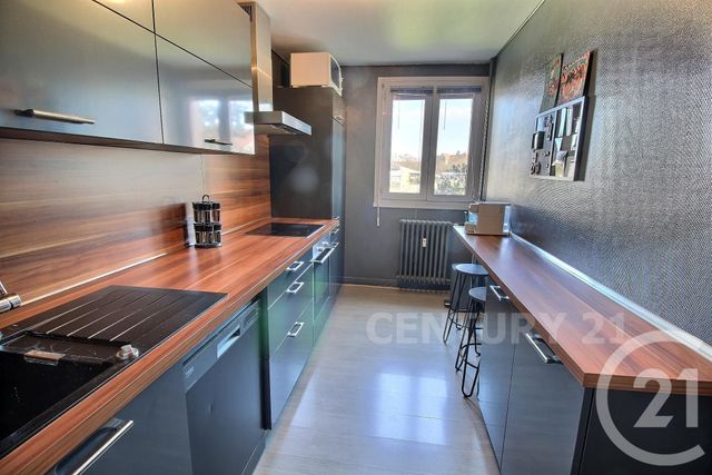 Appartement F4 à vendre - 4 pièces - 80.78 m2 - ST AVOLD - 57 - LORRAINE - Century 21 Rond Point De L'Europe