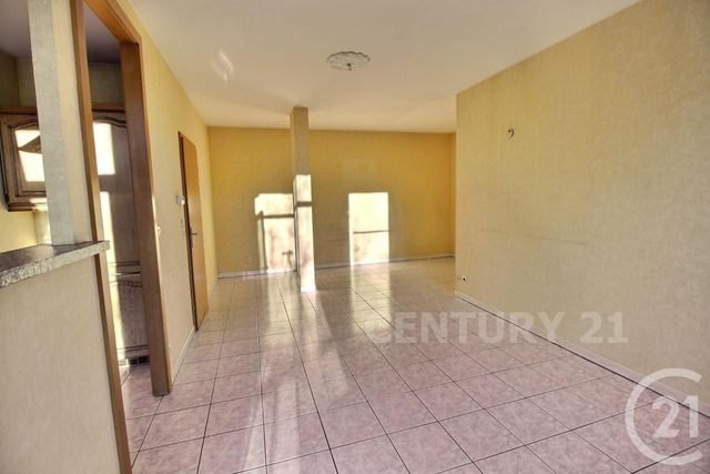 Appartement F3 à vendre - 3 pièces - 66.55 m2 - ST AVOLD - 57 - LORRAINE - Century 21 Rond Point De L'Europe