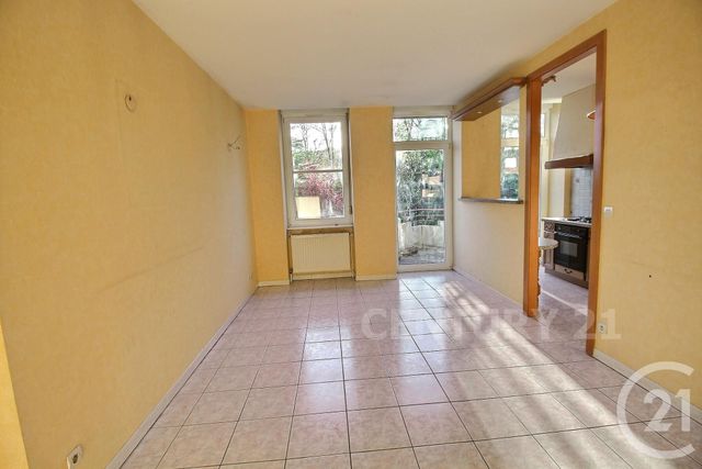 Appartement F3 à vendre - 3 pièces - 66.55 m2 - ST AVOLD - 57 - LORRAINE - Century 21 Rond Point De L'Europe