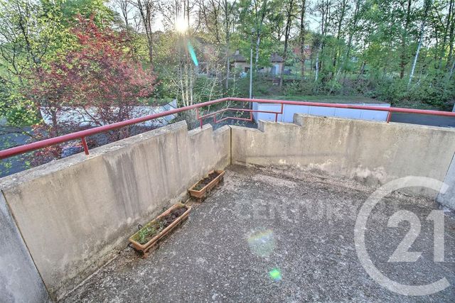 Appartement F3 à vendre - 3 pièces - 66.55 m2 - ST AVOLD - 57 - LORRAINE - Century 21 Rond Point De L'Europe