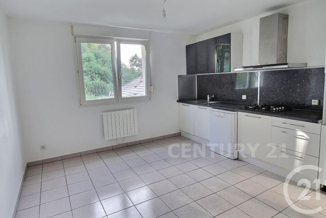 Appartement F4 à vendre - 4 pièces - 77.76 m2 - ST AVOLD - 57 - LORRAINE - Century 21 Rond Point De L'Europe