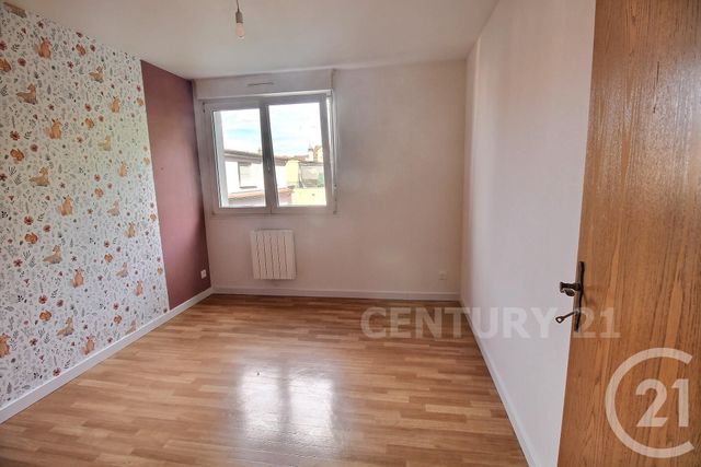 Appartement F4 à vendre - 4 pièces - 77.76 m2 - ST AVOLD - 57 - LORRAINE - Century 21 Rond Point De L'Europe