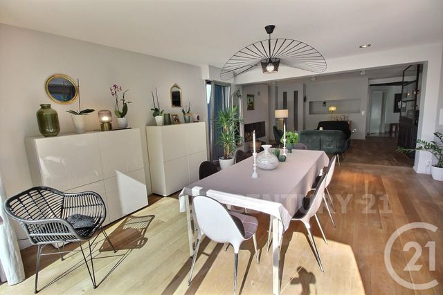 maison à vendre - 11 pièces - 406.58 m2 - ST AVOLD - 57 - LORRAINE - Century 21 Rond Point De L'Europe