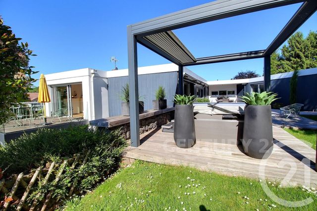 maison à vendre - 11 pièces - 406.58 m2 - ST AVOLD - 57 - LORRAINE - Century 21 Rond Point De L'Europe