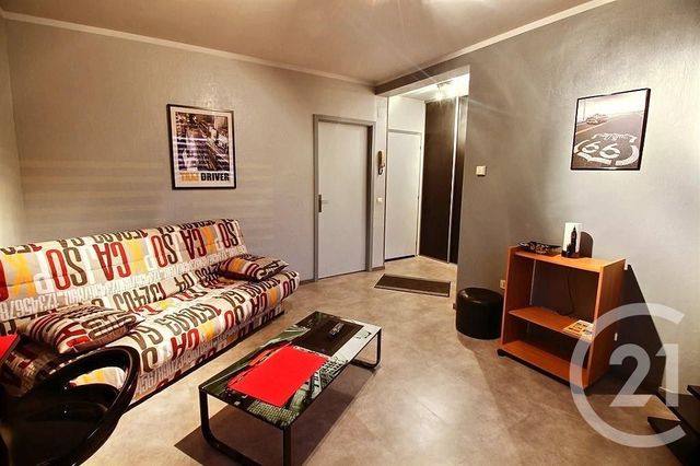Appartement F1 à louer - 1 pièce - 27.44 m2 - ST AVOLD - 57 - LORRAINE - Century 21 Rond Point De L'Europe