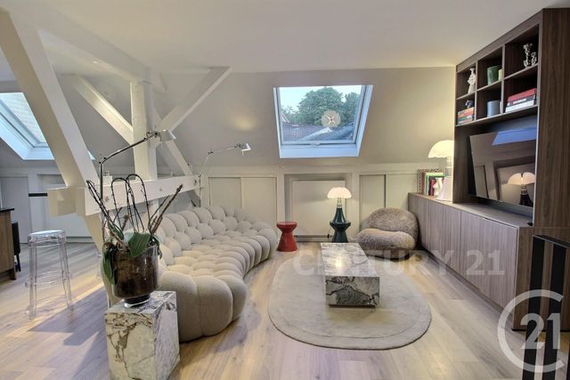 Appartement Duplex à vendre - 4 pièces - 137.31 m2 - ST AVOLD - 57 - LORRAINE - Century 21 Rond Point De L'Europe
