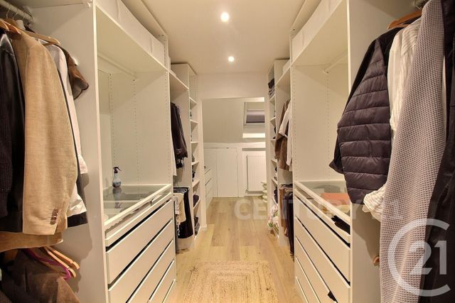 Appartement Duplex à vendre - 4 pièces - 137.31 m2 - ST AVOLD - 57 - LORRAINE - Century 21 Rond Point De L'Europe