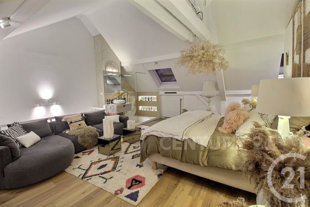 Appartement Duplex à vendre - 4 pièces - 137.31 m2 - ST AVOLD - 57 - LORRAINE - Century 21 Rond Point De L'Europe