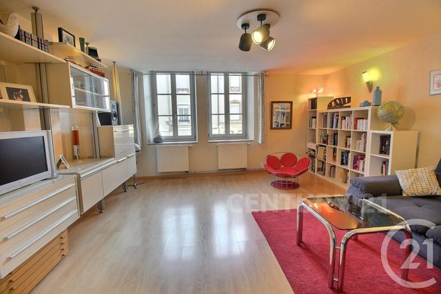 Appartement à vendre - 6 pièces - 168.0 m2 - ST AVOLD - 57 - LORRAINE - Century 21 Rond Point De L'Europe