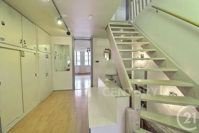 Appartement à vendre - 6 pièces - 168.0 m2 - ST AVOLD - 57 - LORRAINE - Century 21 Rond Point De L'Europe
