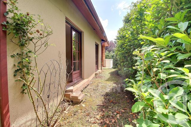 maison à vendre - 5 pièces - 221.65 m2 - VAHL EBERSING - 57 - LORRAINE - Century 21 Rond Point De L'Europe