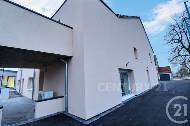 Appartement à louer - 4 pièces - 77.56 m2 - MACHEREN - 57 - LORRAINE - Century 21 Rond Point De L'Europe