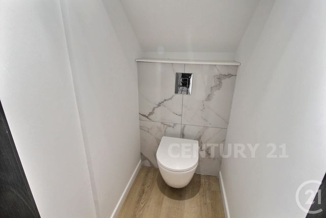 Appartement à louer - 4 pièces - 77.56 m2 - MACHEREN - 57 - LORRAINE - Century 21 Rond Point De L'Europe