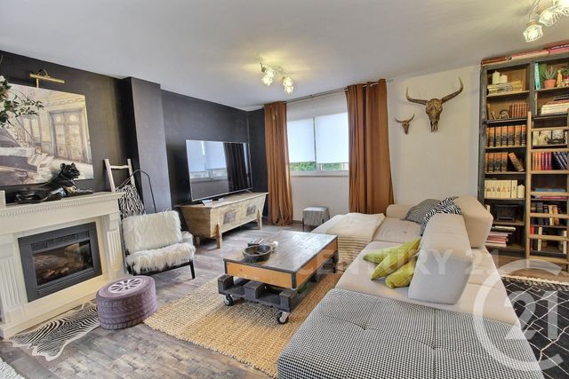 Appartement F5 à vendre - 6 pièces - 134.26 m2 - ST AVOLD - 57 - LORRAINE - Century 21 Rond Point De L'Europe