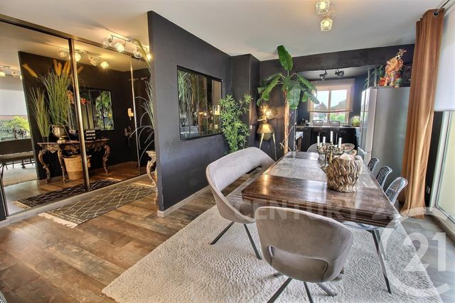 Appartement F5 à vendre - 6 pièces - 134.26 m2 - ST AVOLD - 57 - LORRAINE - Century 21 Rond Point De L'Europe