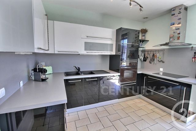 maison à vendre - 5 pièces - 122.2 m2 - ST AVOLD - 57 - LORRAINE - Century 21 Rond Point De L'Europe