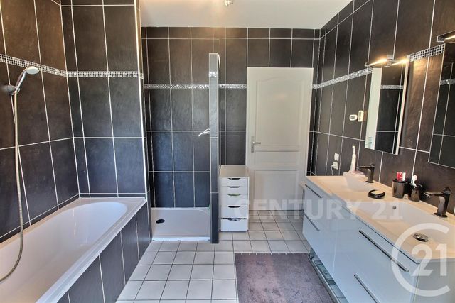 maison à vendre - 5 pièces - 122.2 m2 - ST AVOLD - 57 - LORRAINE - Century 21 Rond Point De L'Europe