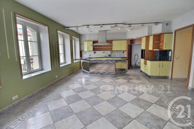 Appartement Duplex à vendre - 6 pièces - 196.03 m2 - ST AVOLD - 57 - LORRAINE - Century 21 Rond Point De L'Europe