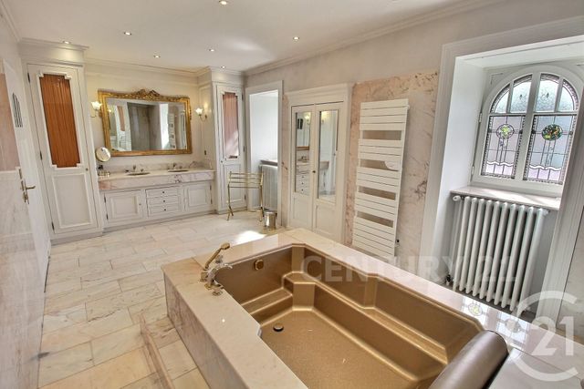 maison à vendre - 8 pièces - 258.41 m2 - ST AVOLD - 57 - LORRAINE - Century 21 Rond Point De L'Europe