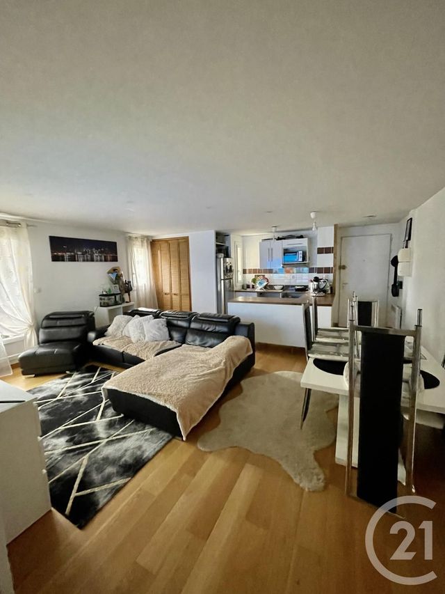 Appartement F3 à vendre - 3 pièces - 65 m2 - Livry Gargan - 93 - ILE-DE-FRANCE